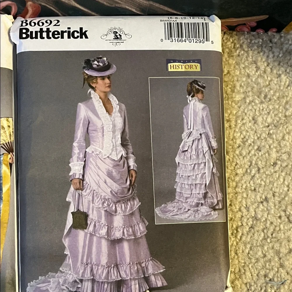 Simplicity Women’s Costume Pattern Collection - Picture 10 of 13